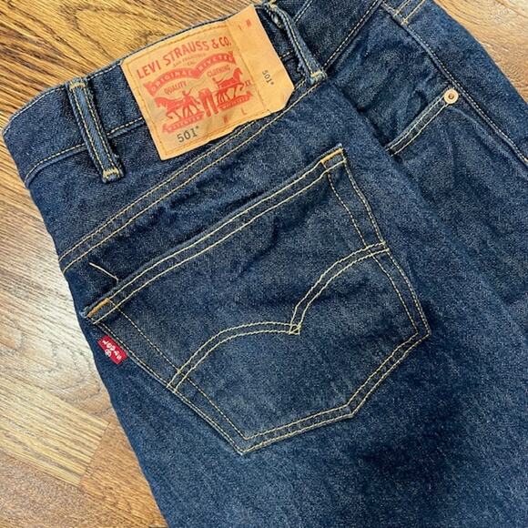 Levi's 501 Button Fly Denim Jeans Mens 46x30 Dark Wash Straight Leg Shrink toFit - Picture 2 of 10